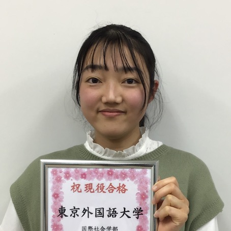 安田彩乃