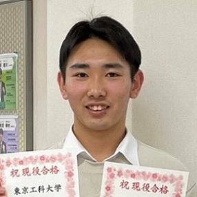 東裏将吾