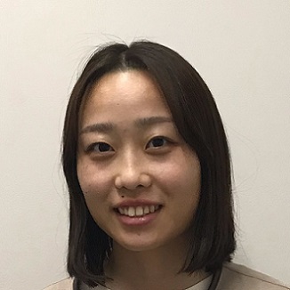 山内菜月