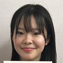 新見桃子