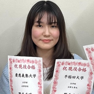 野手千暖