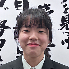 藤波　真菜 さん　早稲田大学　社会科学部