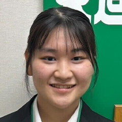 井上　帆乃美 さん　明治薬科大学　薬学部