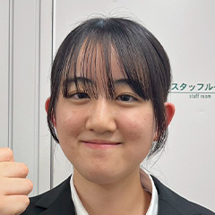 小泉　りお さん　千葉大学　教育学部